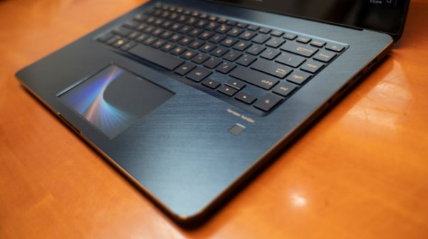 Предварительный обзор ASUS ZenBook Pro 15 (UX580)